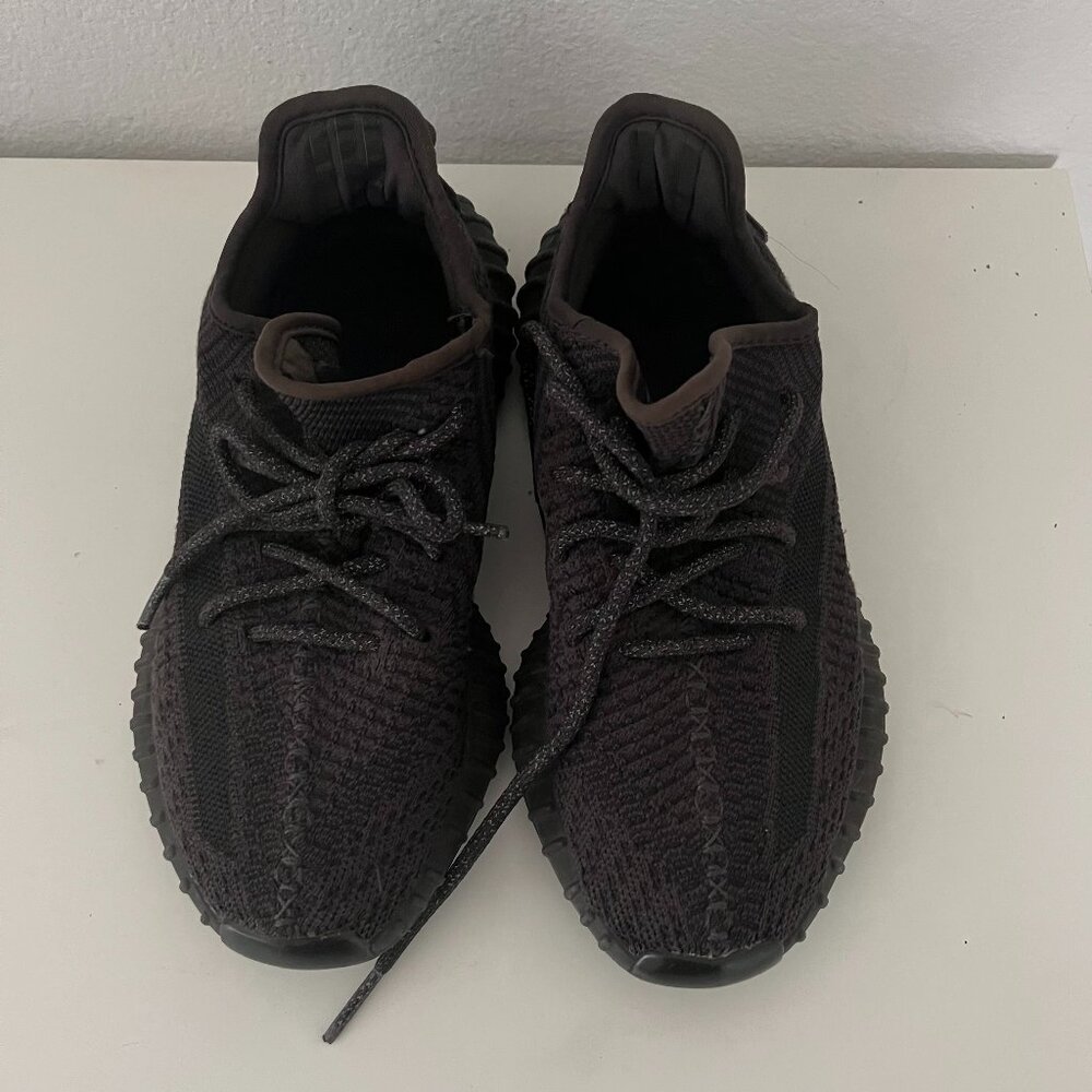 Yeezy 360 sneakers - Picture 3 of 6
